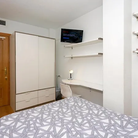 Central Market Guestrooms Homestay Alicante