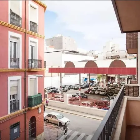 Central Market Guestrooms ホームステイ アリカンテ